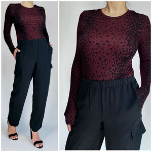 Vince Womans Top Long Sleeve Burgundy & Black Knit Top XS Animal Print